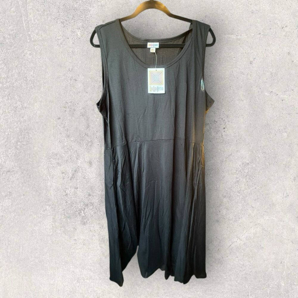 LuLaRoe Nicki Sleeveless Pocket Dress Size 3XL Solid Black  NWT HTF Unicorn